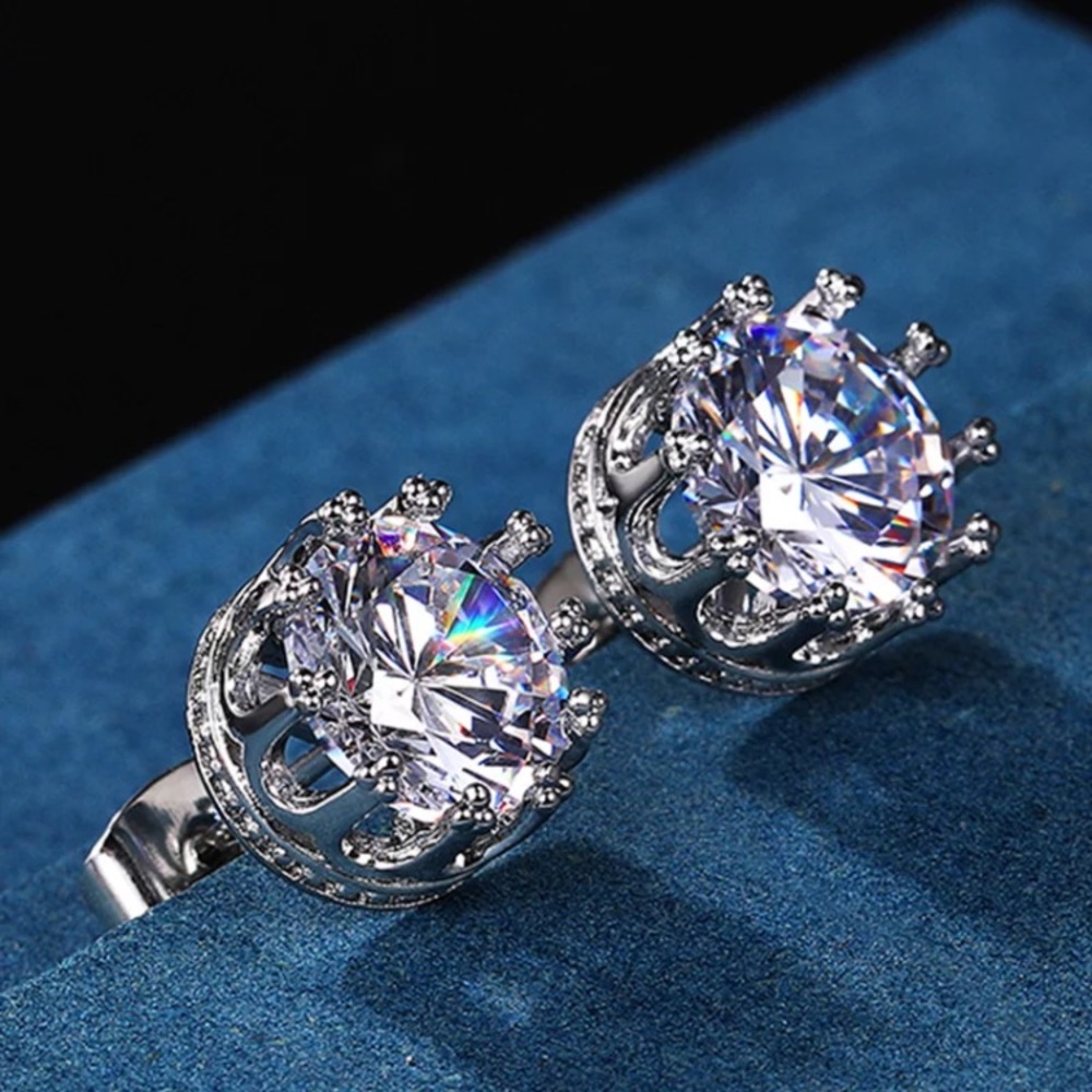 🌟 Sterling Silver Crown Diamond Stud Earrings